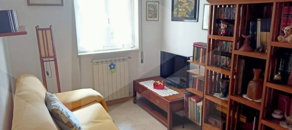 2-salle Appartement à Rome, Italy No. 34080 22