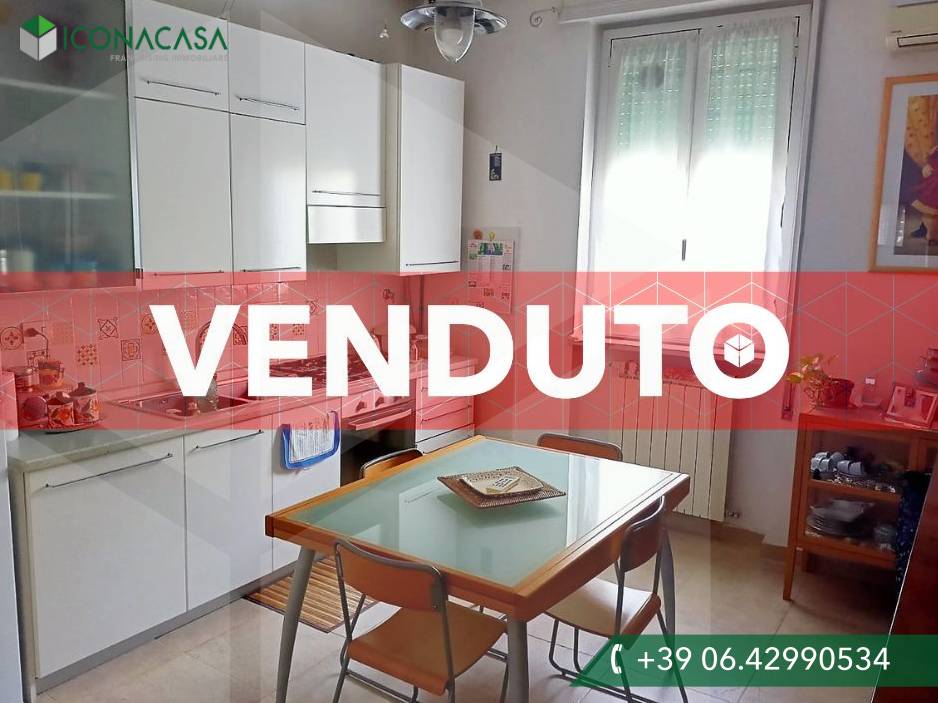 2-salle Appartement à Rome, Italy No. 34080