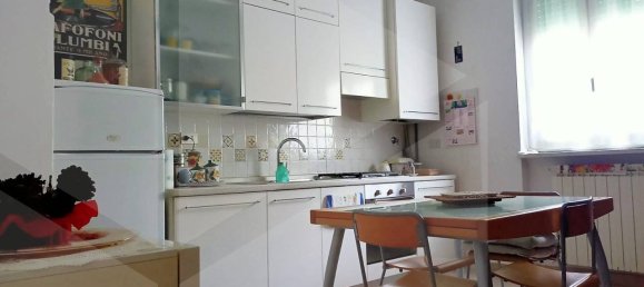 2-salle Appartement à Rome, Italy No. 34080 19