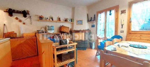 3 bedrooms Apartment in Fiumalbo, Italy No. 340256 2