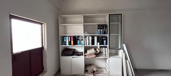 1385m² Warehouse in Sestu, Italy No. 150282 23