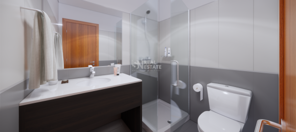 3 bedrooms Apartment in Funchal, Portugal No. 100948 11