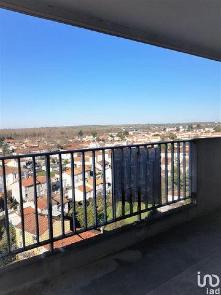 2 chambres Condo à Niort, France No. 31048