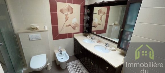 4 bedrooms House in Neuilly-Plaisance, France No. 187107 2