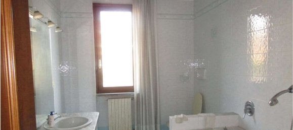 4 rooms Villa in Burago di Molgora, Italy No. 5323 17