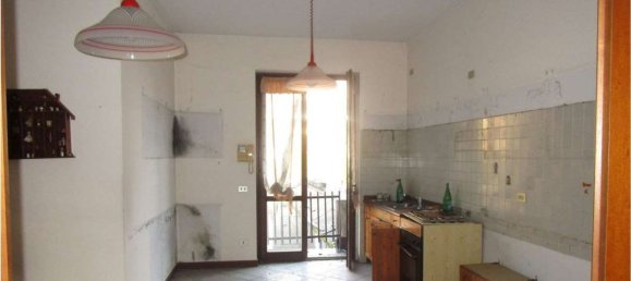 4 rooms Villa in Burago di Molgora, Italy No. 5323 14