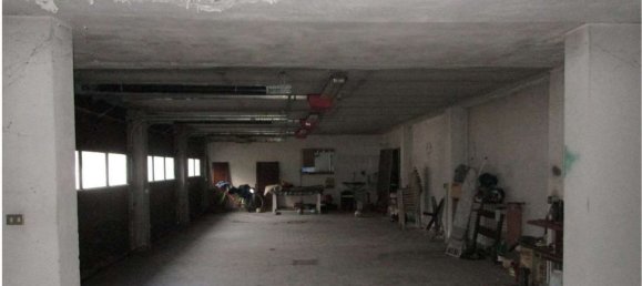 4 rooms Villa in Burago di Molgora, Italy No. 5323 8