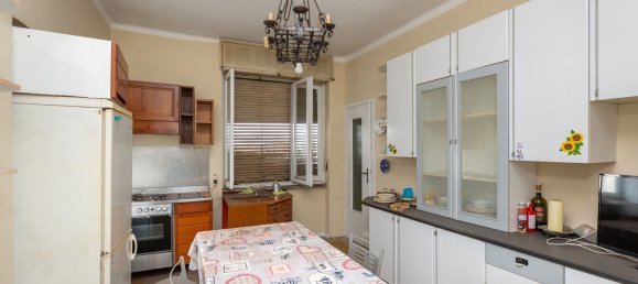 2 rooms Apartment in Turin, Italy No. 290490 4