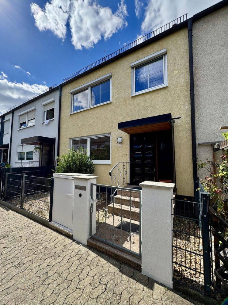 Таунхаус с 4 спальнями в Нюрнберг, Германия № 324098