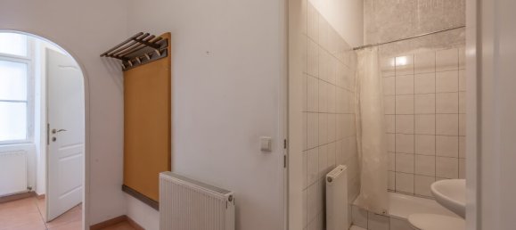 2-salle Appartement à Brigittenau, Austria No. 142390 7