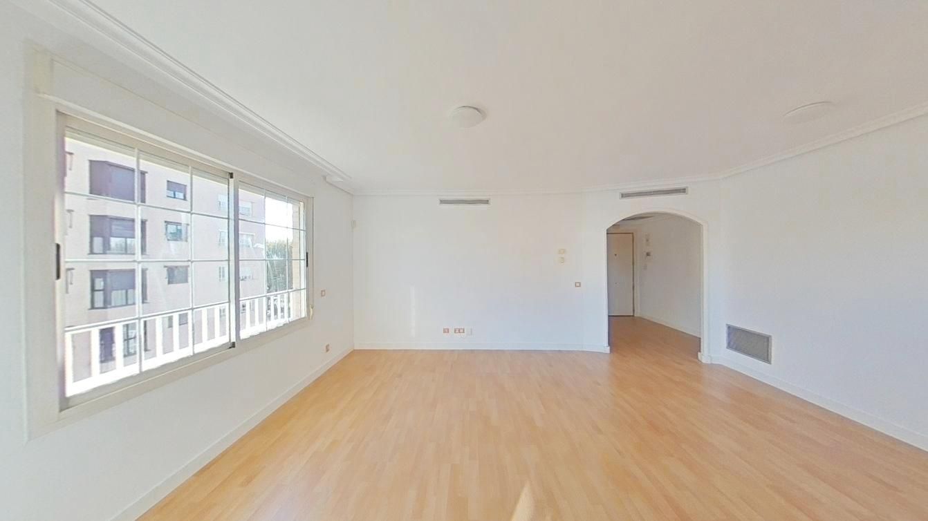 3 chambres Appartement à Madrid, Spain No. 166582