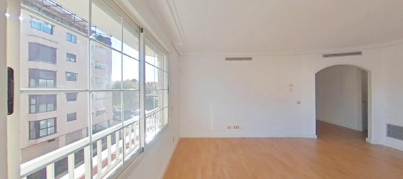 3 chambres Appartement à Madrid, Spain No. 166582 4