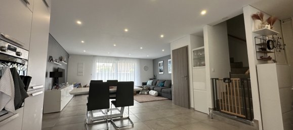 3 Schlafzimmer Haus in Huningue, France, Nr. 92239 6