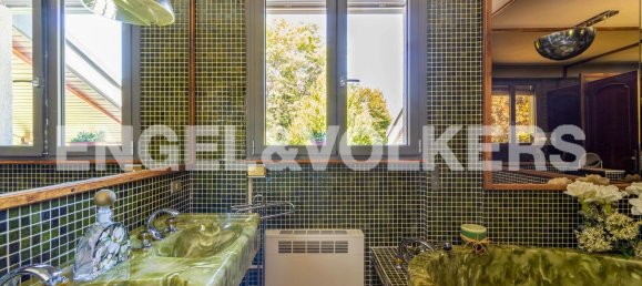 8-salle Villa à Bisuschio, Italy No. 63327 38