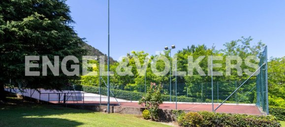 8-salle Villa à Bisuschio, Italy No. 63327 23