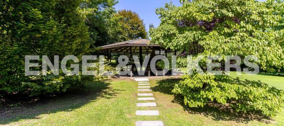 8-salle Villa à Bisuschio, Italy No. 63327 11