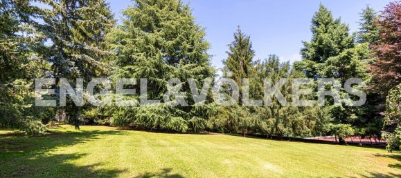 8-salle Villa à Bisuschio, Italy No. 63327 21