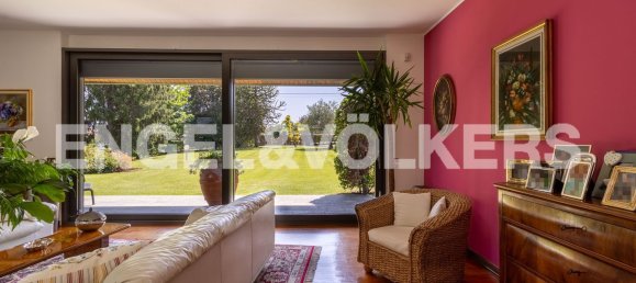 8-salle Villa à Bisuschio, Italy No. 63327 24