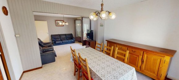 3 bedrooms House in Guenange, France No. 332105 2