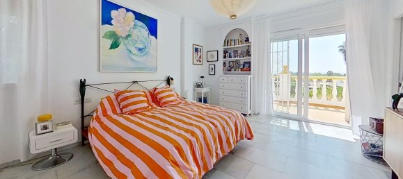 5 bedrooms House in Churriana, Spain No. 184130 11