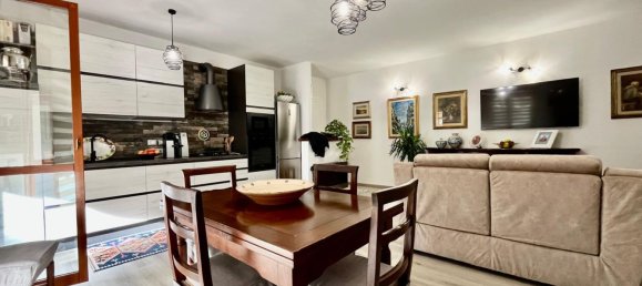 3 Schlafzimmer Wohnung in Scarlino, Italy, Nr. 362801 8