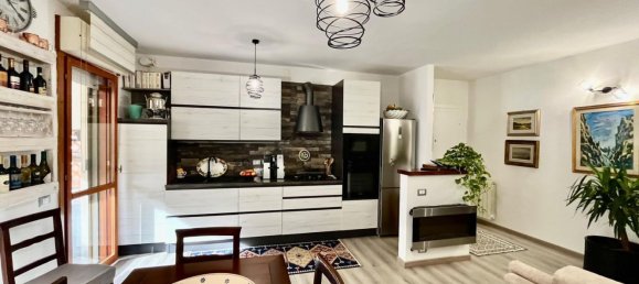 3 Schlafzimmer Wohnung in Scarlino, Italy, Nr. 362801 10