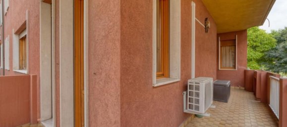 3 rooms Apartment in Padua, Italy No. 281209 21