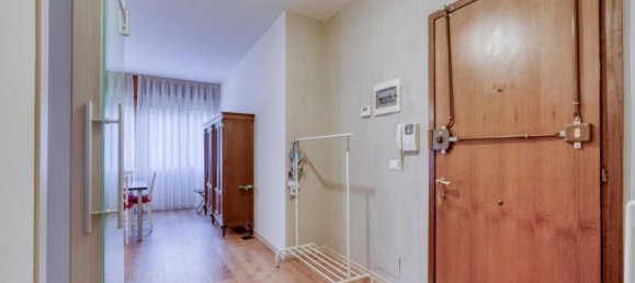 3 rooms Apartment in Padua, Italy No. 281209 10