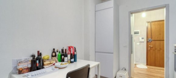 3 rooms Apartment in Padua, Italy No. 281209 9