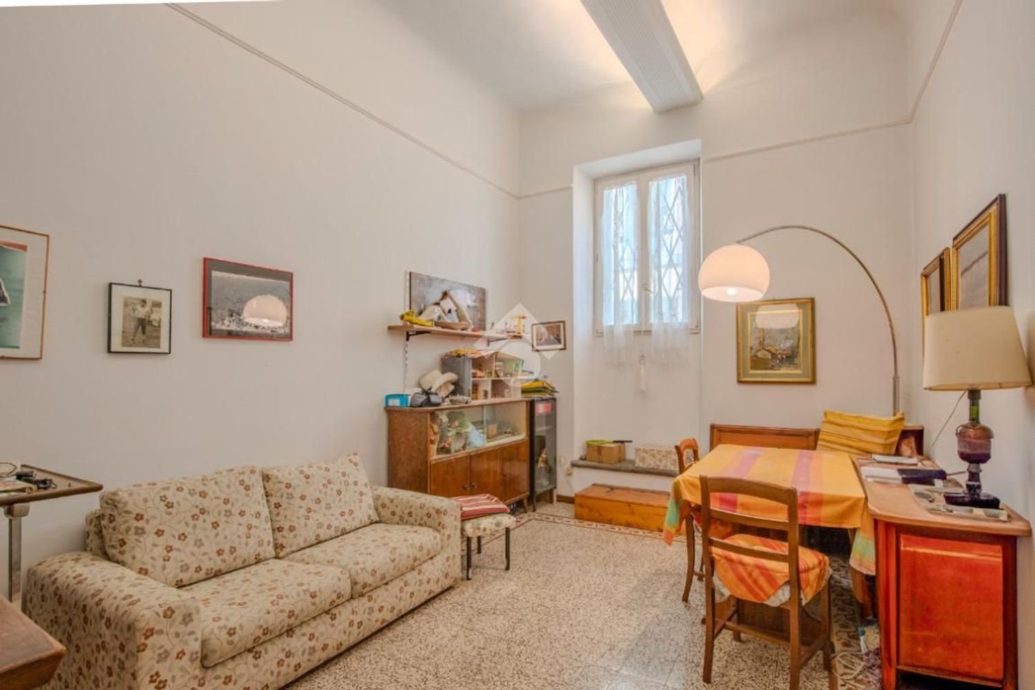 4-Zimmer Wohnung in Florence, Italy, Nr. 269679