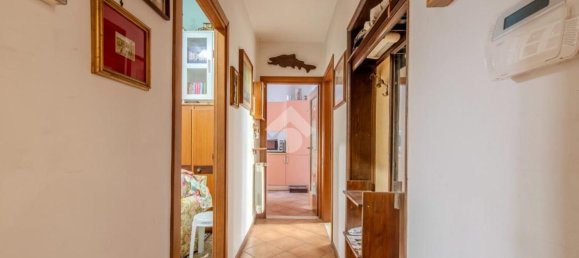 4-Zimmer Wohnung in Florence, Italy, Nr. 269679 14