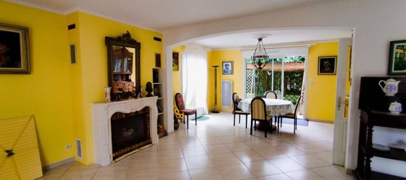 4 chambres Maison à Yzeures-sur-Creuse, France No. 241745 8