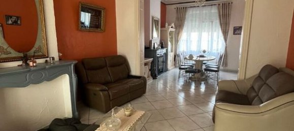 6 bedrooms House in Onnaing, France No. 74950 4