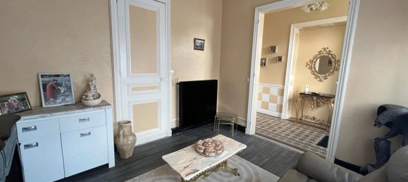 6 bedrooms House in Onnaing, France No. 74950 2