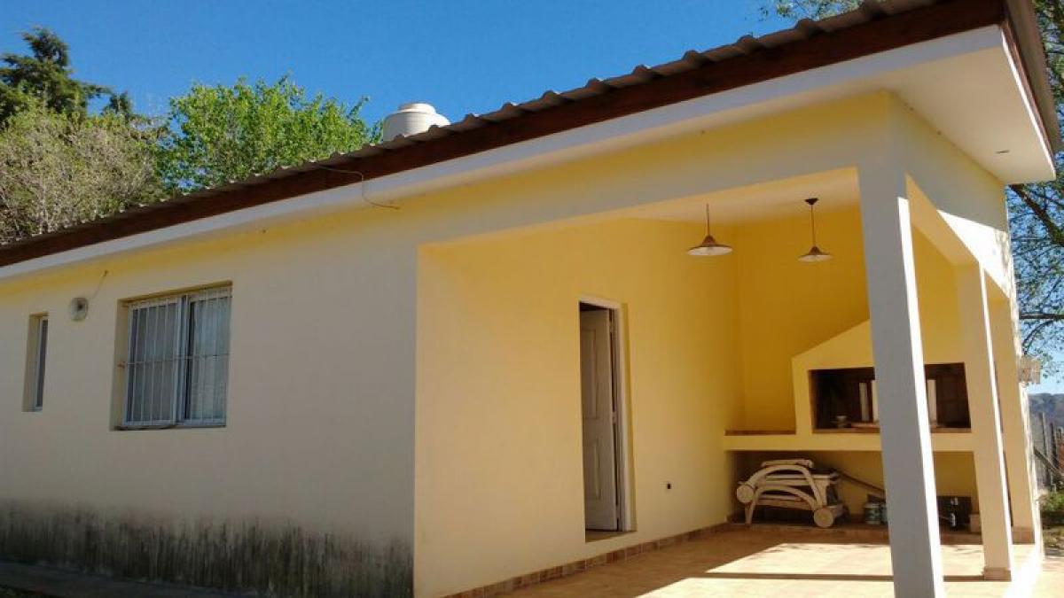 3 bedrooms Commercial property in Cordoba, Argentina No. 29932