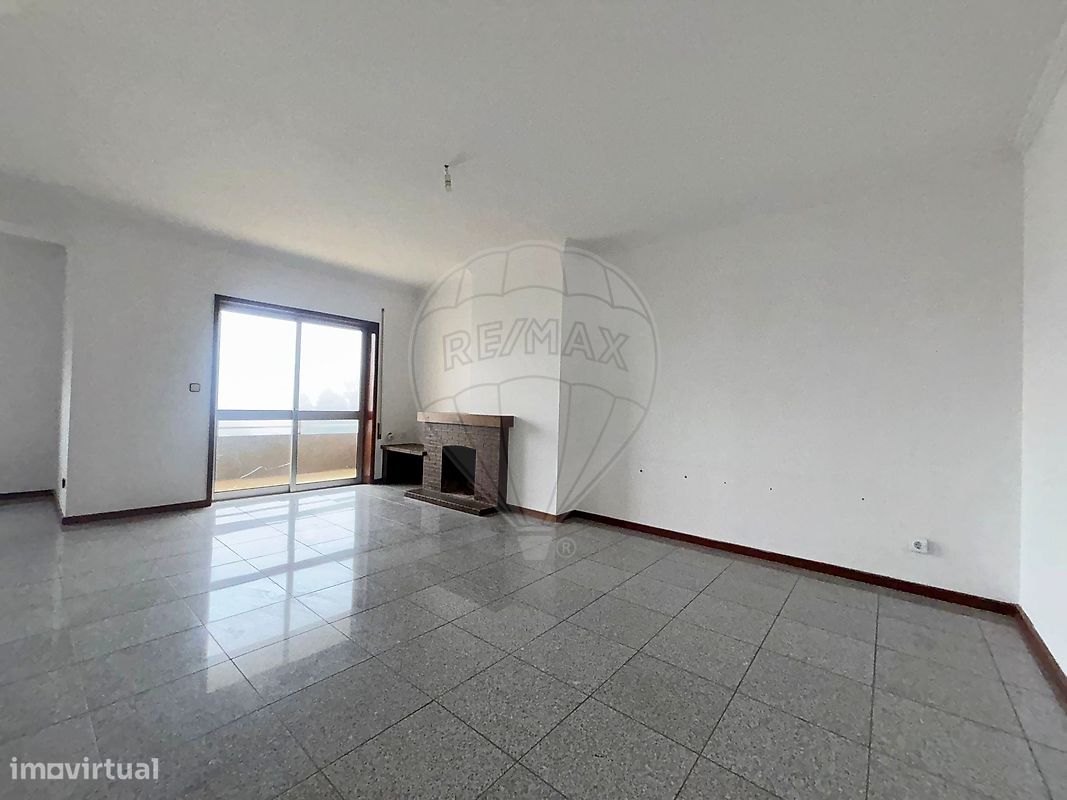 4 bedrooms Apartment in Vila Nova de Gaia, Portugal No. 353645