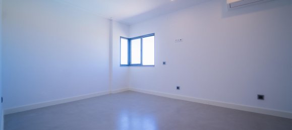 7 bedrooms House in Quarteira, Portugal No. 31928 15