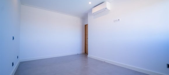 7 bedrooms House in Quarteira, Portugal No. 31928 18