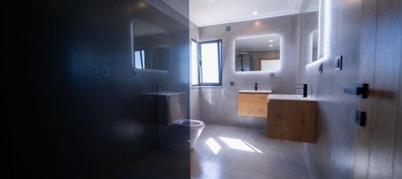 7 bedrooms House in Quarteira, Portugal No. 31928 40