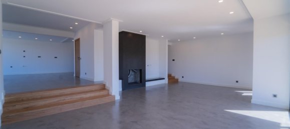 7 bedrooms House in Quarteira, Portugal No. 31928 30