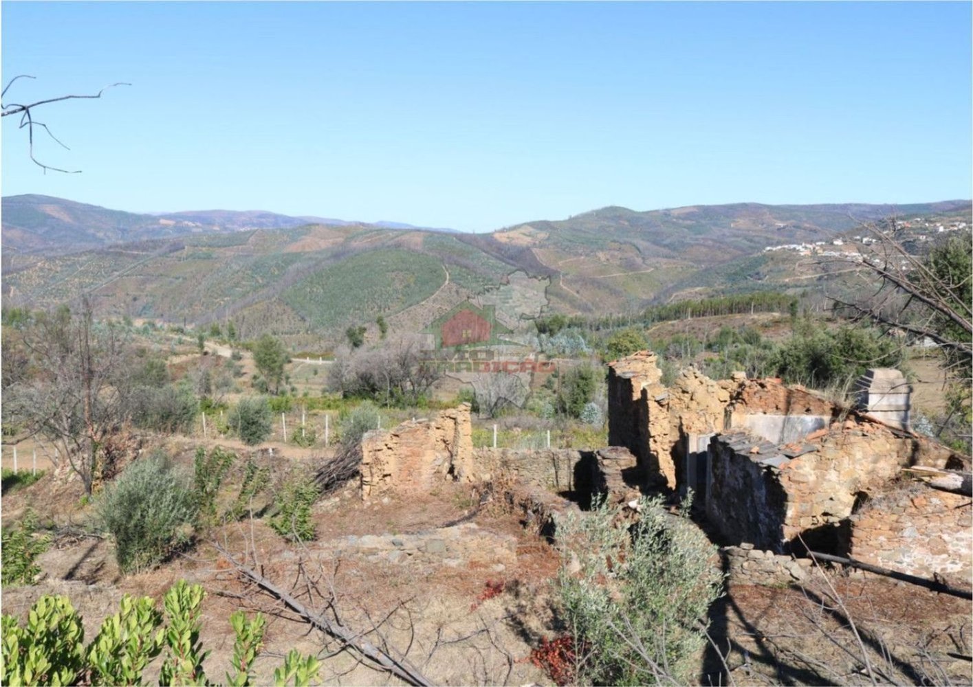  Land in Madeira, Portugal No. 321116