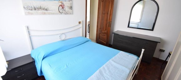 2-salle Appartement à Diano Marina, Italy No. 172886 10