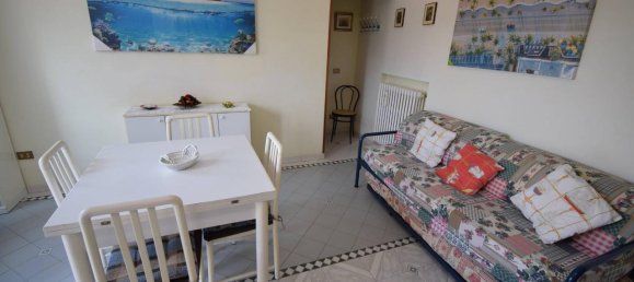 2-salle Appartement à Diano Marina, Italy No. 172886 7