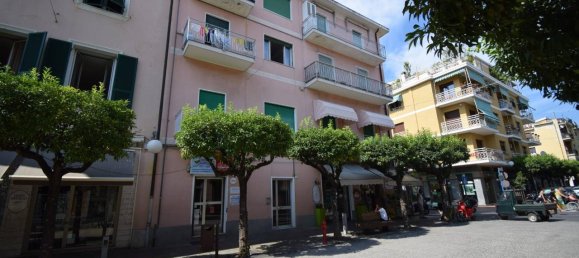 2-salle Appartement à Diano Marina, Italy No. 172886 6