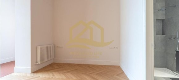 2 bedrooms Apartment in Ciutat Vella, Spain No. 33992 28