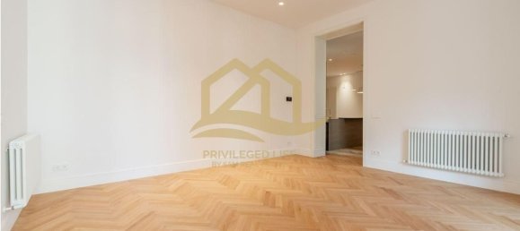 2 bedrooms Apartment in Ciutat Vella, Spain No. 33992 21