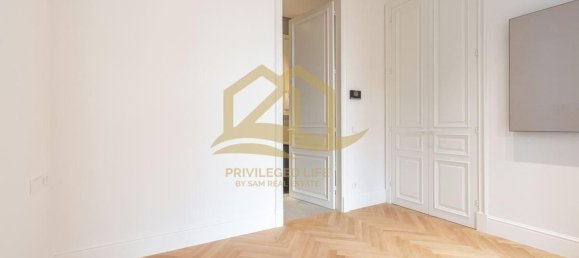 2 bedrooms Apartment in Ciutat Vella, Spain No. 33992 30