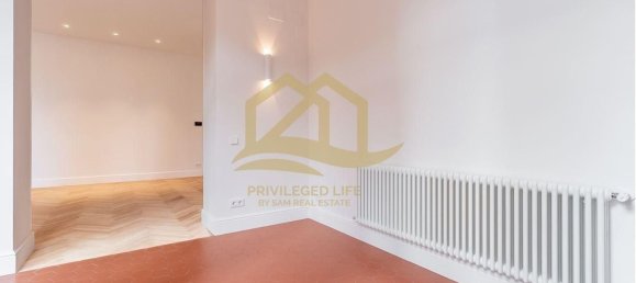 2 bedrooms Apartment in Ciutat Vella, Spain No. 33992 25