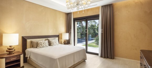 Villa de 5 dormitorios en Marbella, Spain No. 111165 17