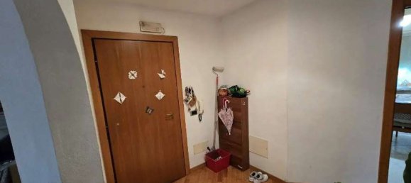 Apartamento de 3 divisões em Como, Italy N.º 2812 4